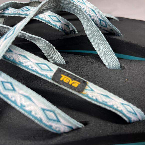 Teva Olowahu Flip-Flops Sandals Womens Size 10 Blue Pattern Comfort Slip On - Picture 3 of 10